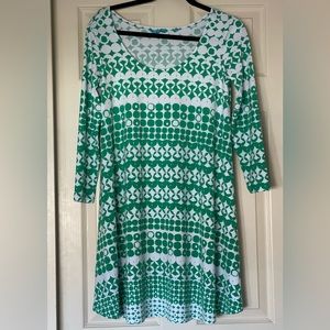 TORI RICHARD GREEN AND WHITE A LINE DRESS. Size small but runs big.